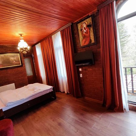 Chateau Chikovani Hotel Gordi Eksteriør billede