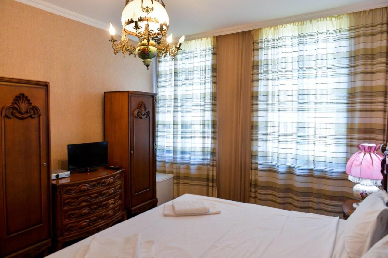 Chateau Chikovani Hotel Gordi Eksteriør billede