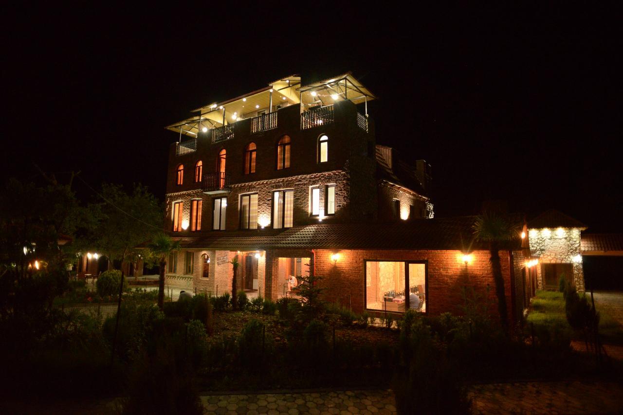 Chateau Chikovani Hotel Gordi Eksteriør billede