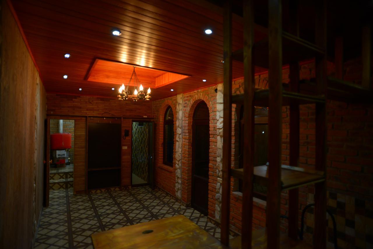 Chateau Chikovani Hotel Gordi Eksteriør billede